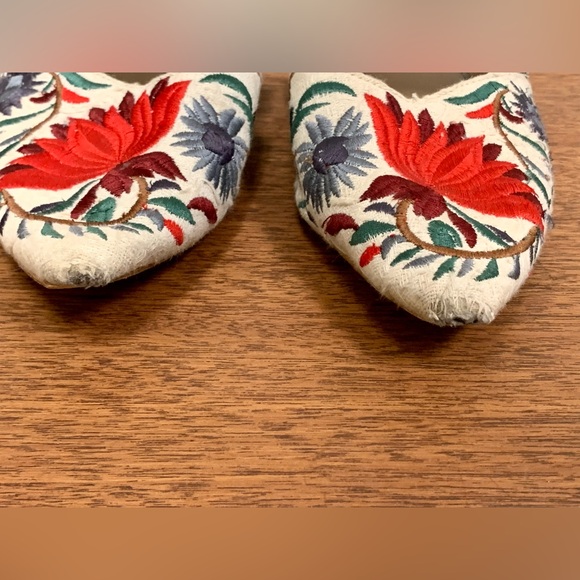 Anthropologie embroidered floral and braided strap mules - Picture 6 of 8